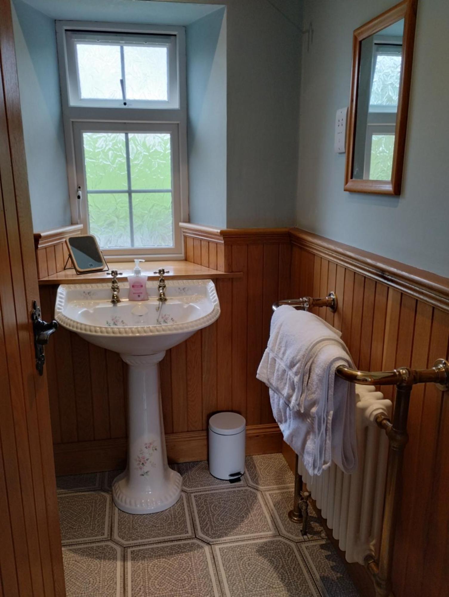 Rossclare Bed & Breakfast